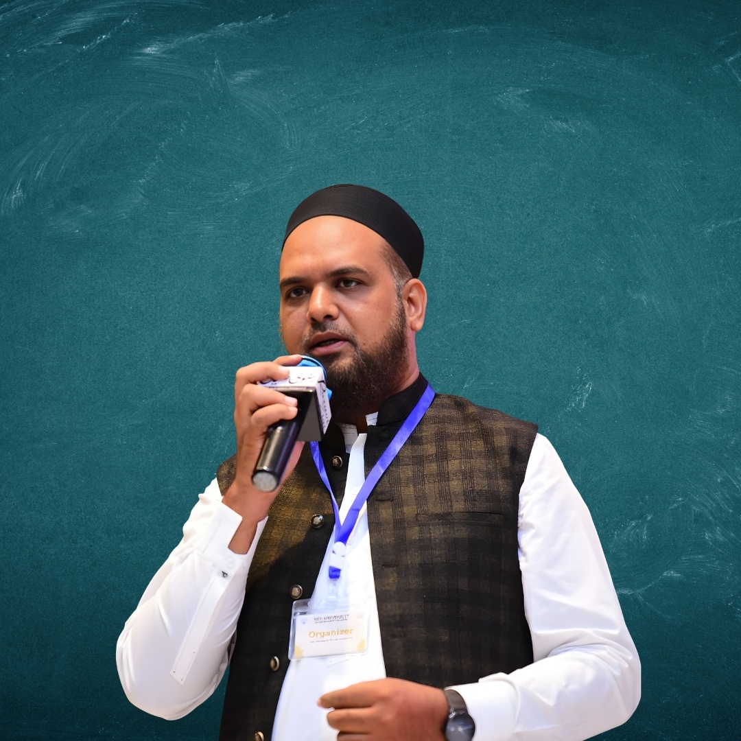 Sir Adeel Mehmood, English teacher at ConfoStudy